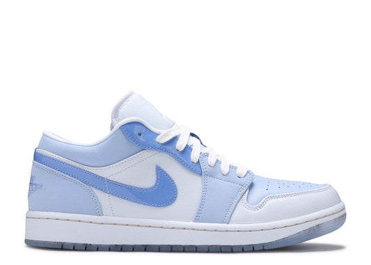 Air Jordan 1 Low SE ‘Mighty Swooshers’ Unfading Sneaker