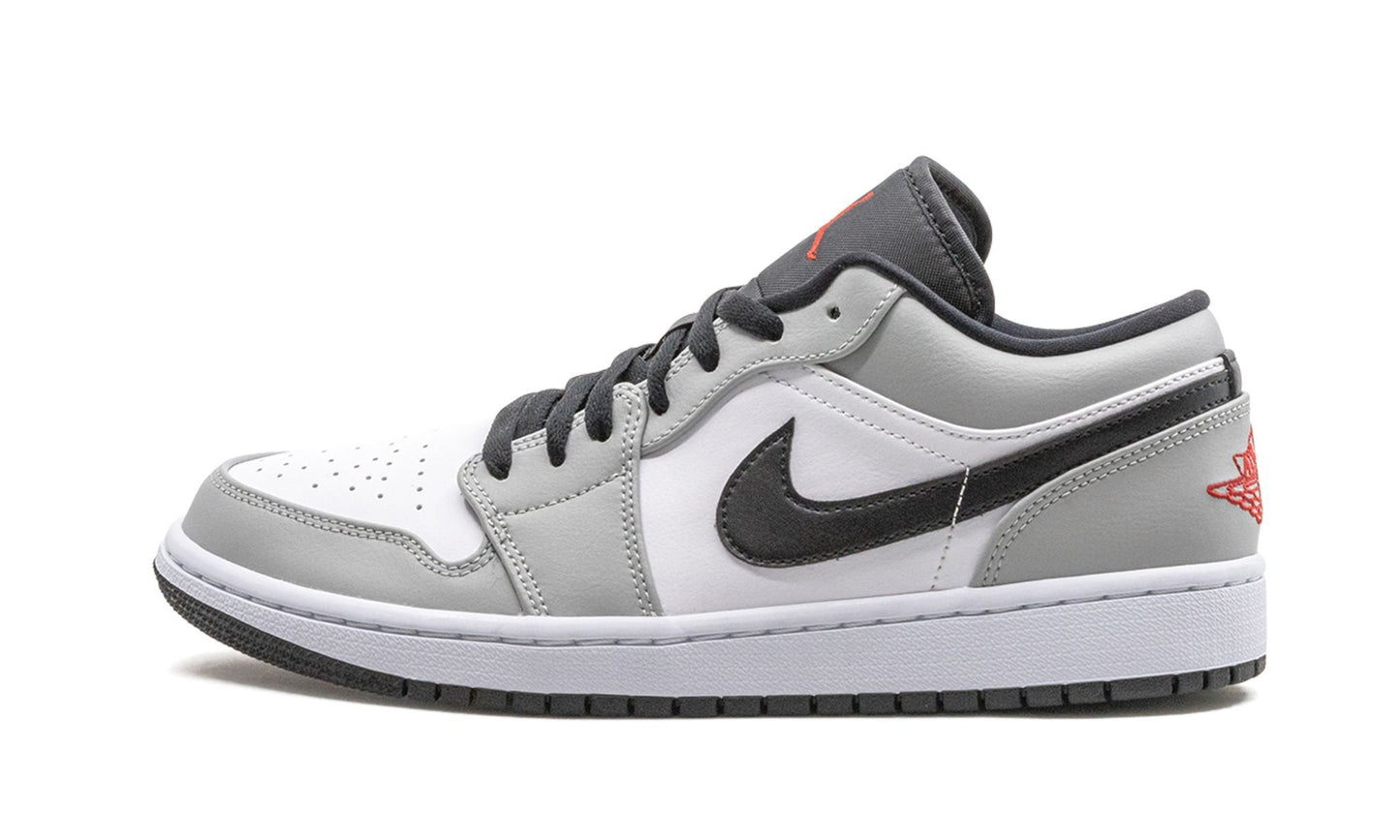 Air Jordan 1 Low “Light Smoke Grey”