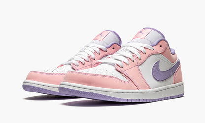 Air Jordan 1 Low SE “Arctic Punch”