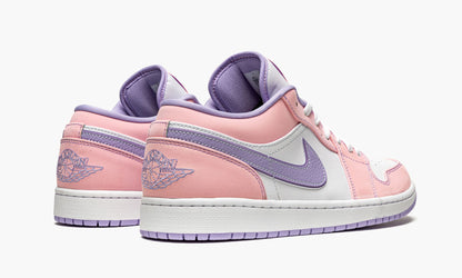 Air Jordan 1 Low SE “Arctic Punch”