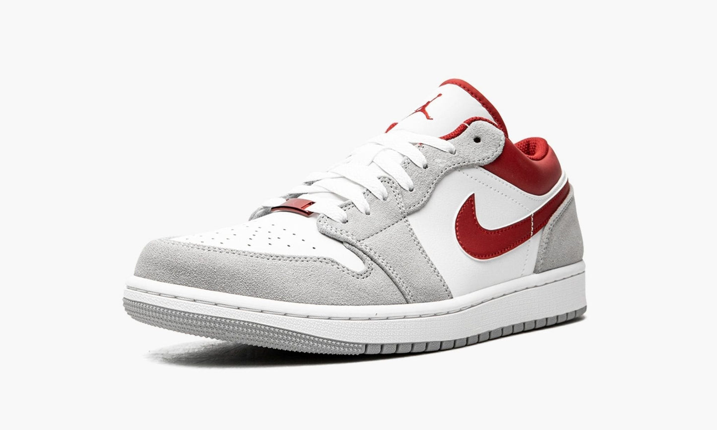 AIR JORDAN 1 LOW SE White / Grey / Red