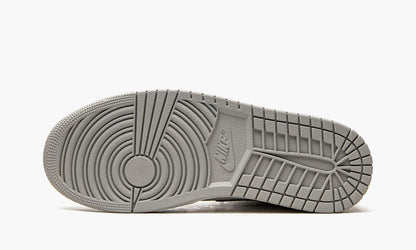 Air Jordan 1 Mid “Light Smoke Grey 2.0”