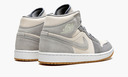 Air Jordan 1 MID SE “Coconut Milk”