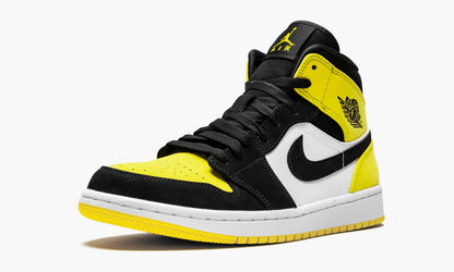 Air Jordan 1 MID SE “Yellow Toe”