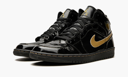 Air Jordan 1 Retro Black Metallic Gold (2003)