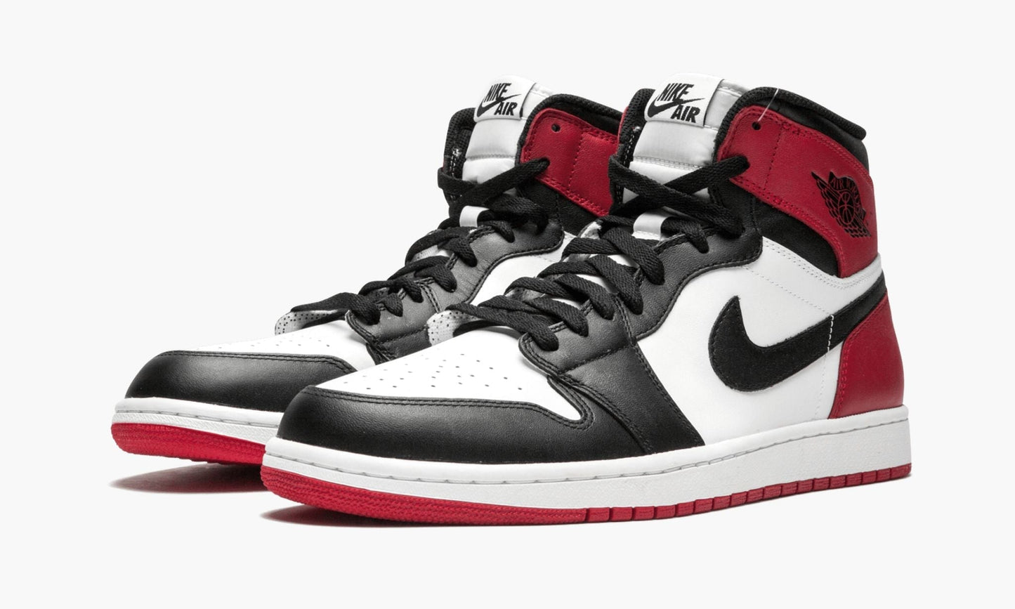 Air Jordan 1 Retro High OG “Black Toe”