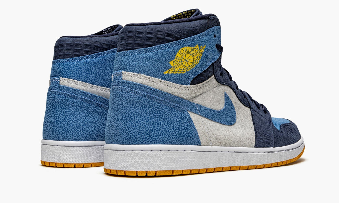 Air Jordan 1 Retro High OG Marquette PE