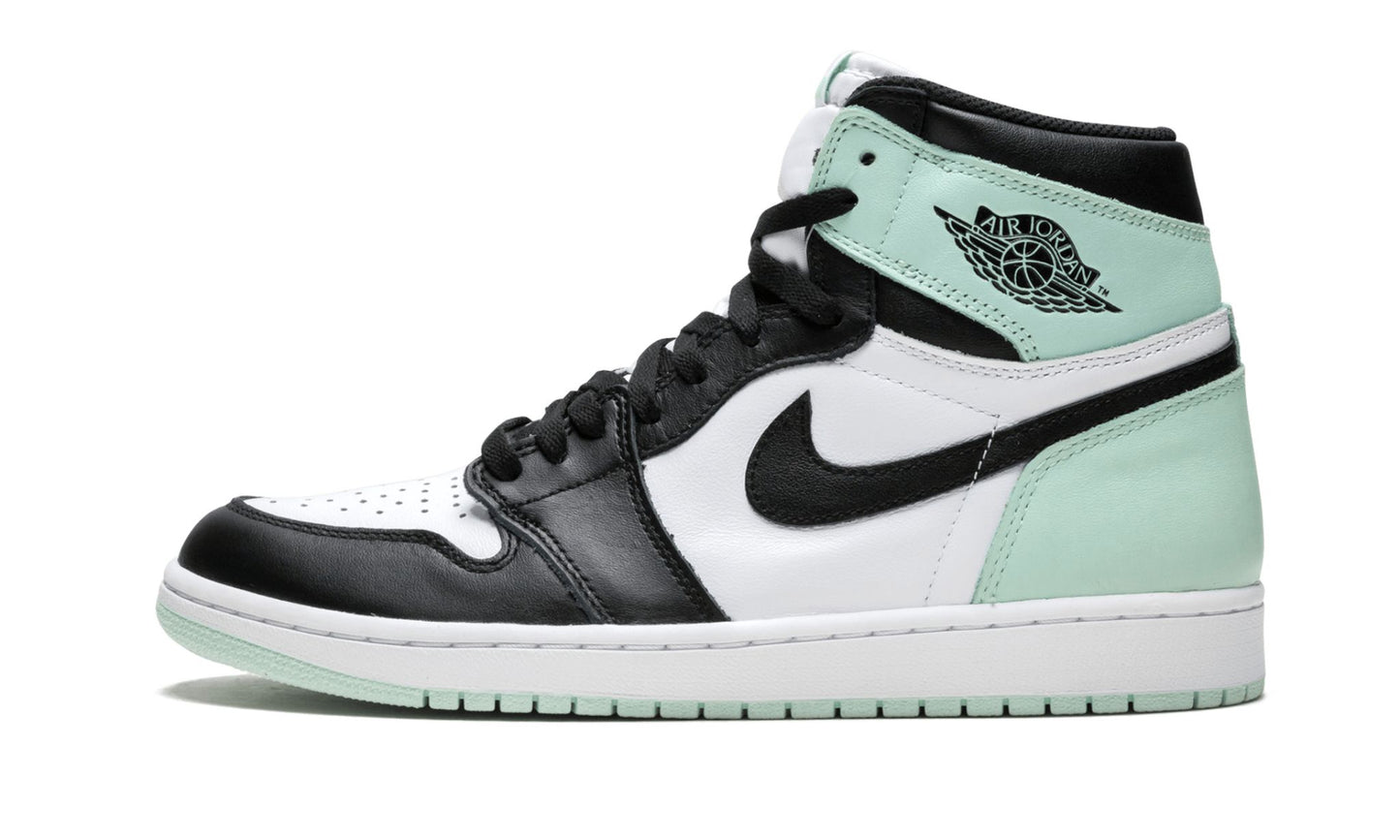 Air Jordan 1 Retro High OG NRG “Igloo”