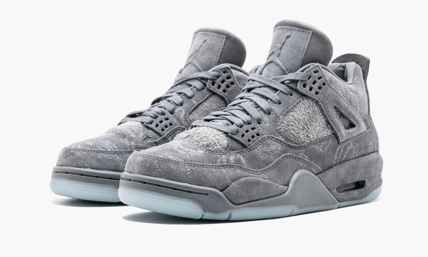 Air Jordan 4 Retro Kaws KAWS