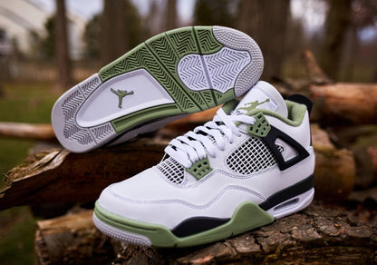 Jordan 4 Retro Seafoam (Women’s)