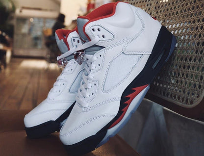 Jordan 5 Retro Fire Red Silver Tongue (2020)