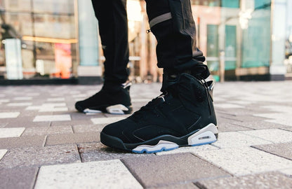 Jordan 6 Retro Chrome Metallic Silver